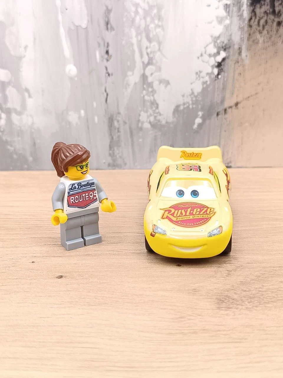 Carro Flash McQueen - Brinquedo novo (CFS08) – photo 4